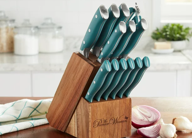 Pioneer Woman Cutlery